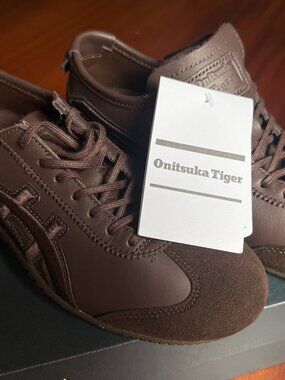 *NWT* Onitsuka Tiger Mexico 66 Driving (Size: 23.0, Color: Licorice Brown)
